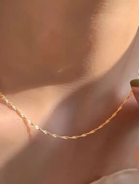 Anthropologie Gold Twist Chain Necklace